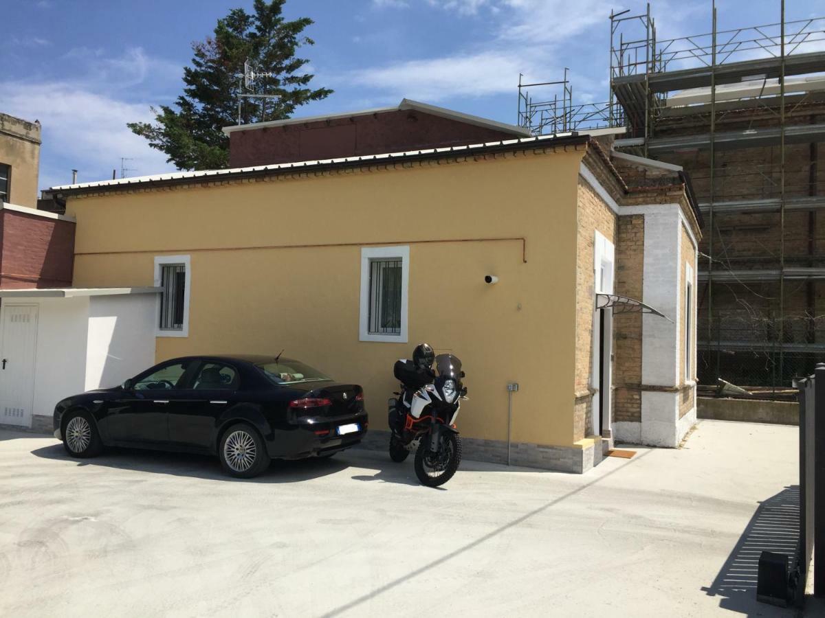 I Villini Apartment Pescara Luaran gambar
